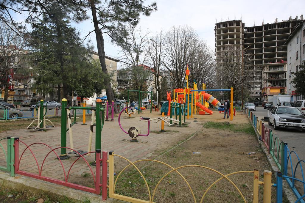 Tamuna Apartment Батуми Экстерьер фото