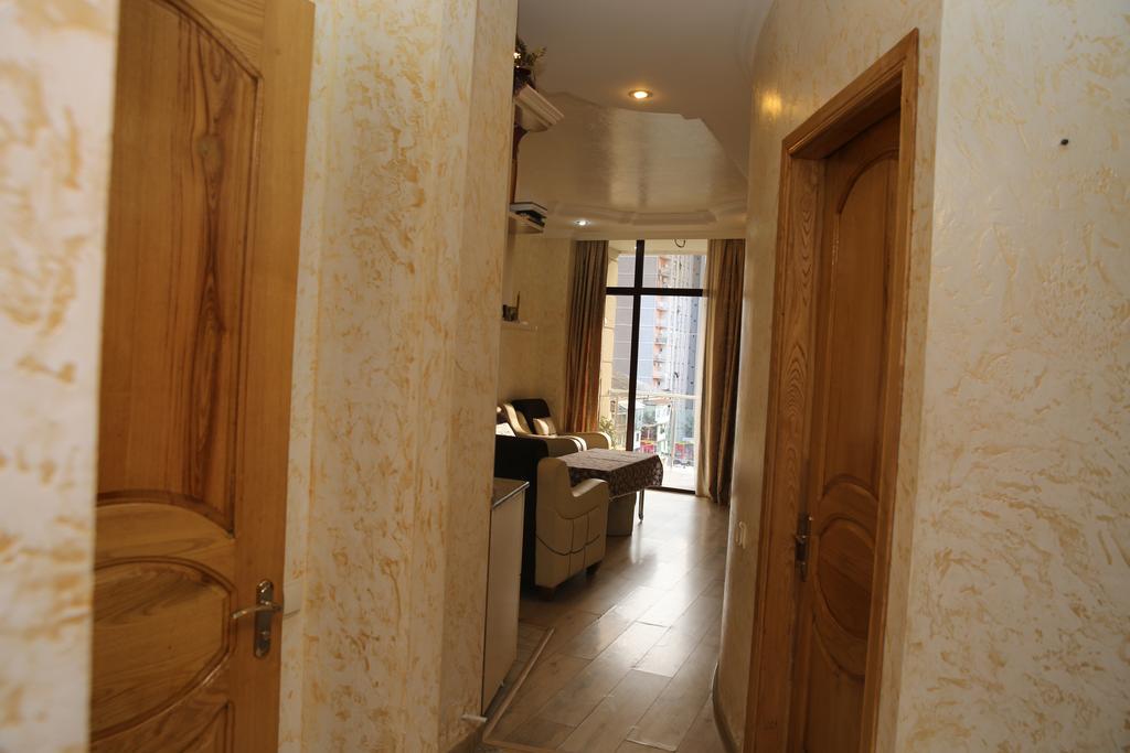 Tamuna Apartment Батуми Экстерьер фото