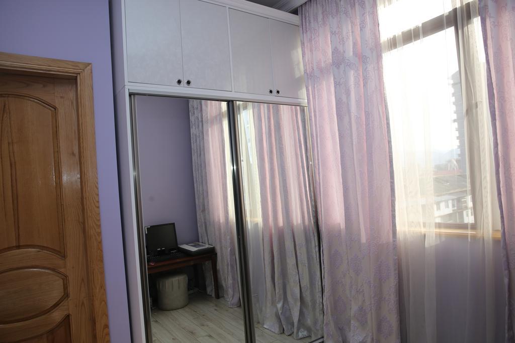 Tamuna Apartment Батуми Экстерьер фото